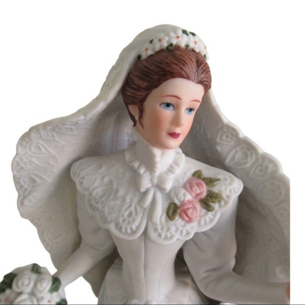 Lenox Vintage Centennial Bride Fine Porcelain Sculpture - Picture 3 of 14
